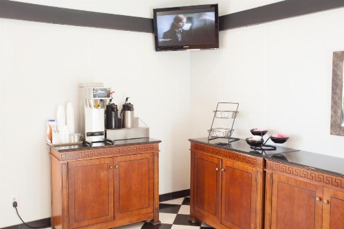 Aviation Inn image 16